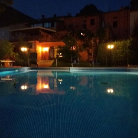Albergo Montenerone Piobbico Kültér fotó